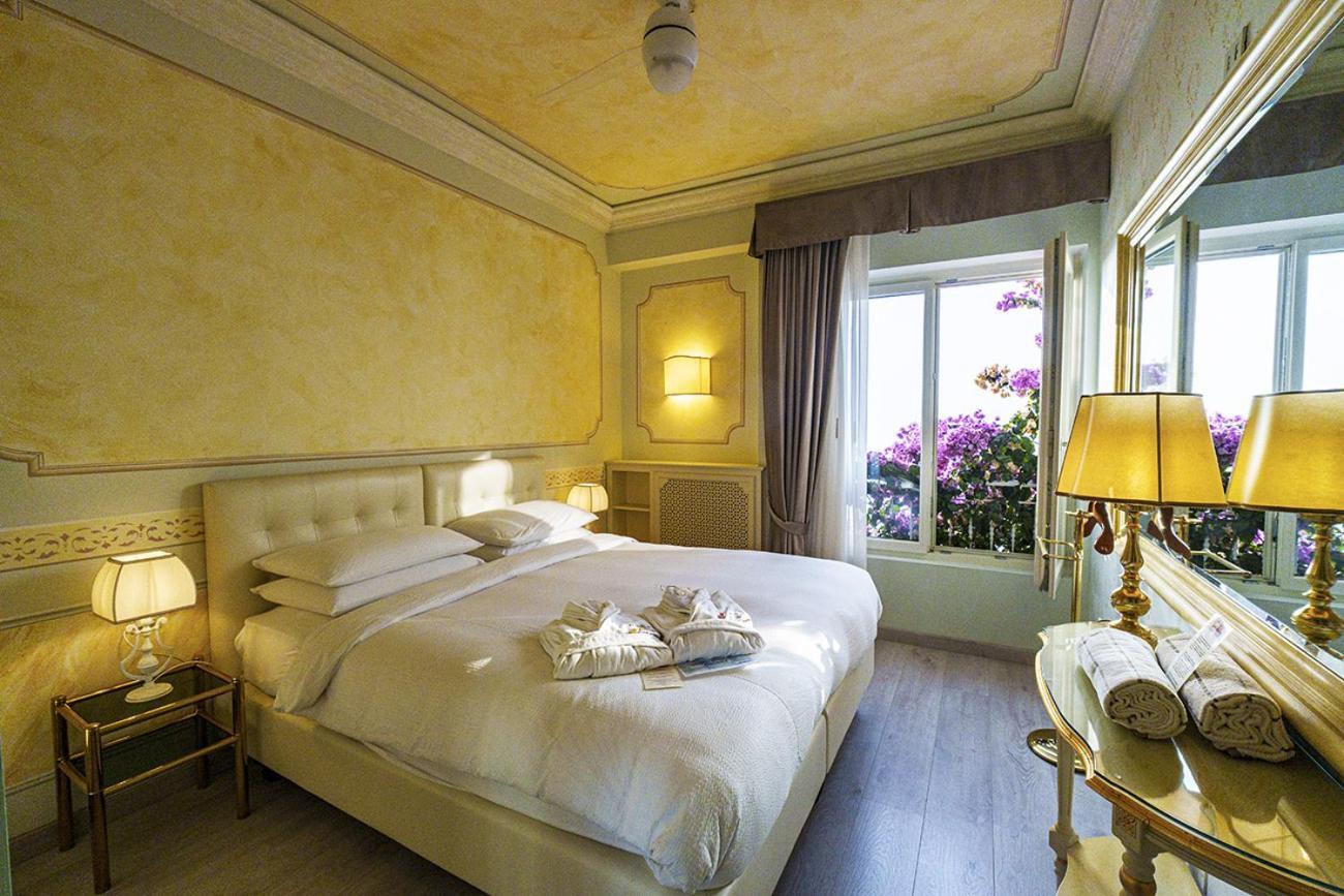 Hotel Villa Florida Suites & Suite Apartments Gardone Riviera Buitenkant foto